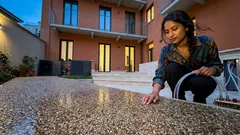 Il vialetto che immagazzina il caldo estivo e lo riusa in inverno: come funziona